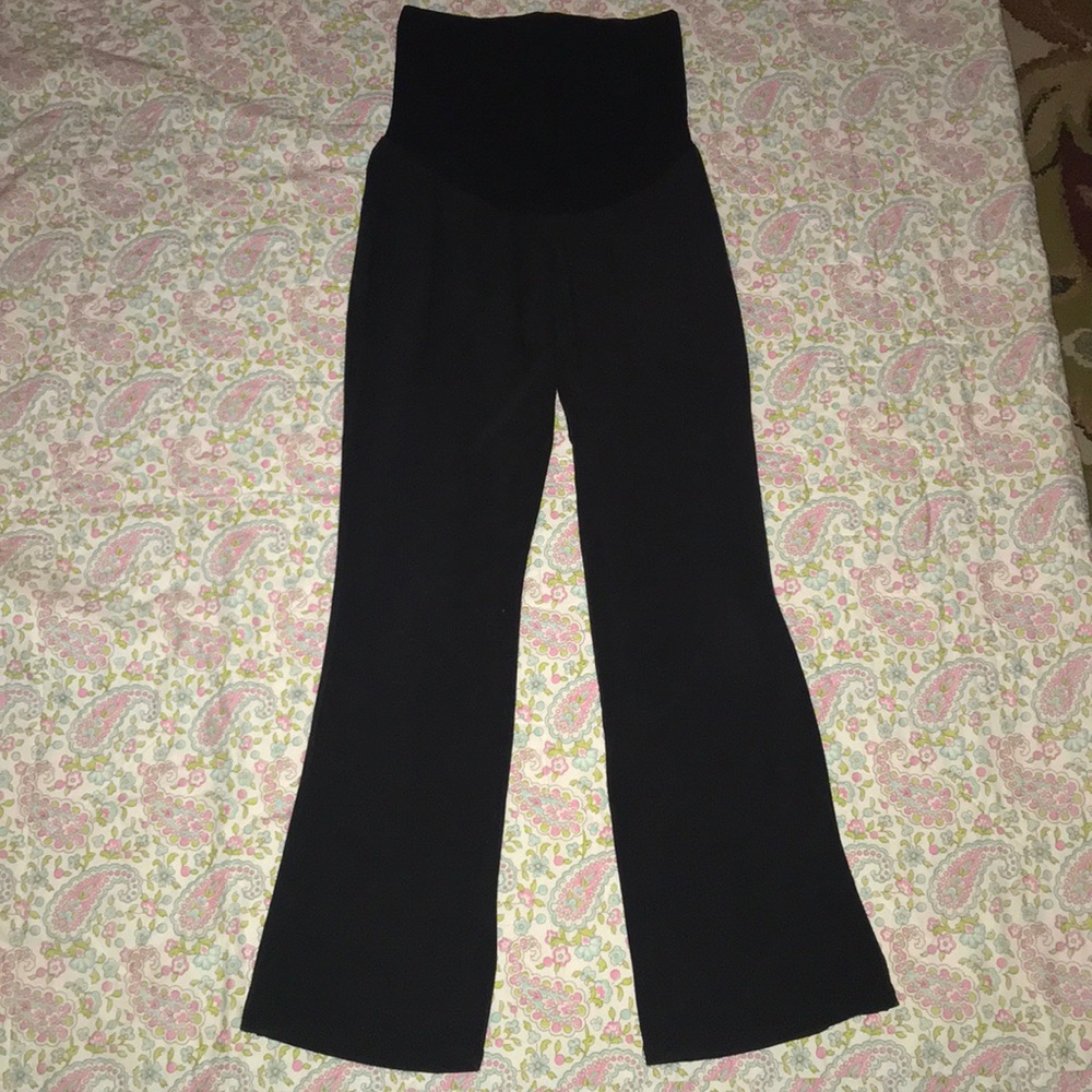 Maternity yoga-style pants